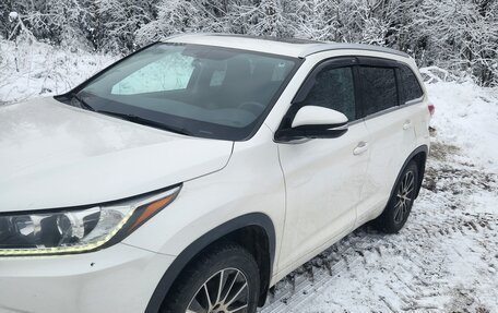 Toyota Highlander III, 2019 год, 4 300 000 рублей, 2 фотография