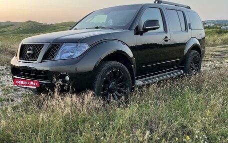 Nissan Pathfinder, 2010 год, 1 800 000 рублей, 13 фотография