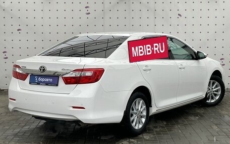 Toyota Camry, 2013 год, 1 650 000 рублей, 4 фотография