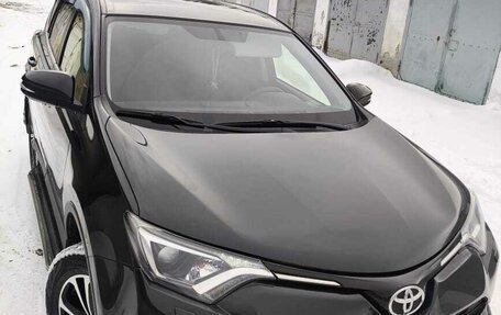 Toyota RAV4, 2016 год, 2 500 000 рублей, 1 фотография