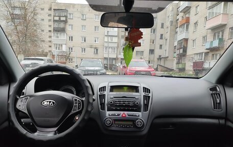 KIA cee'd I рестайлинг, 2009 год, 699 000 рублей, 4 фотография