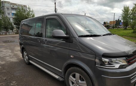 Volkswagen Multivan T5, 2012 год, 2 000 000 рублей, 4 фотография