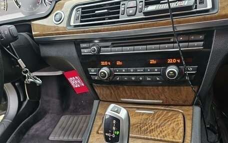 BMW 7 серия, 2010 год, 2 000 000 рублей, 22 фотография