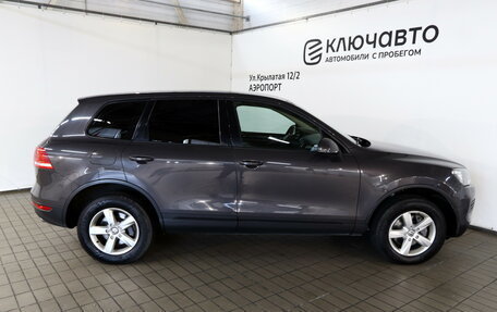 Volkswagen Touareg III, 2011 год, 1 870 000 рублей, 12 фотография