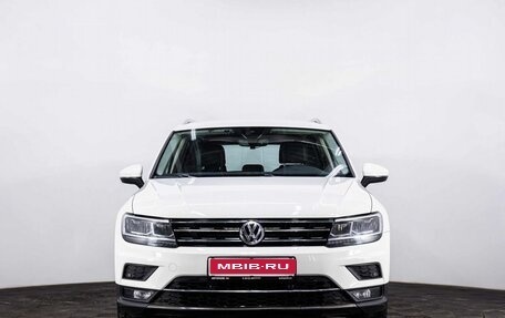 Volkswagen Tiguan II, 2018 год, 2 550 000 рублей, 3 фотография