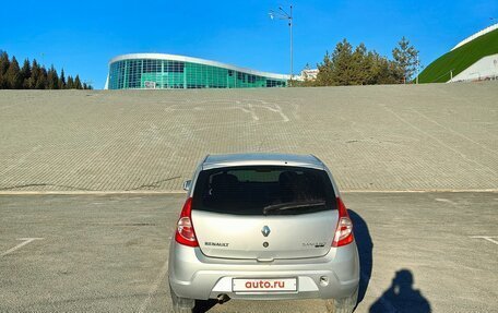 Renault Sandero I, 2012 год, 800 000 рублей, 4 фотография