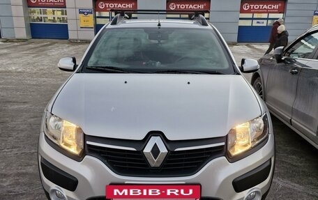 Renault Sandero II рестайлинг, 2014 год, 1 000 000 рублей, 7 фотография