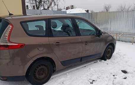 Renault Scenic III, 2009 год, 740 000 рублей, 8 фотография