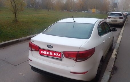 KIA Rio III рестайлинг, 2016 год, 950 000 рублей, 5 фотография