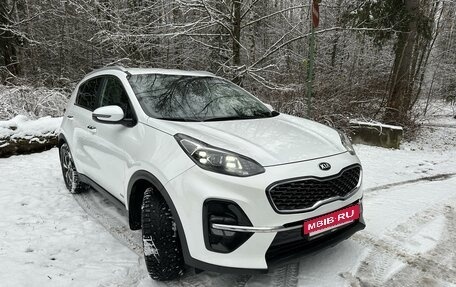 KIA Sportage IV рестайлинг, 2019 год, 2 470 000 рублей, 3 фотография