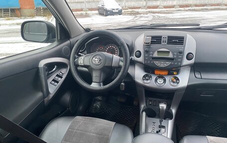 Toyota RAV4, 2007 год, 1 250 000 рублей, 16 фотография