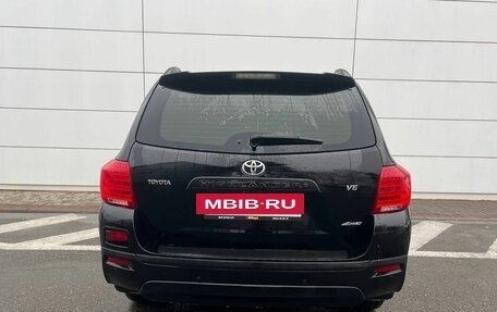 Toyota Highlander III, 2013 год, 2 450 000 рублей, 5 фотография