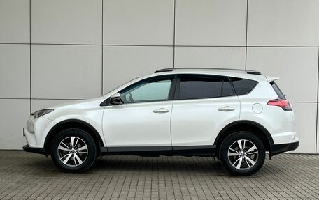 Toyota RAV4, 2017 год, 2 590 000 рублей, 10 фотография