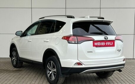 Toyota RAV4, 2017 год, 2 590 000 рублей, 8 фотография