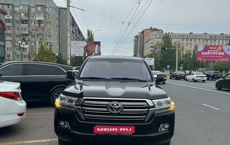 Toyota Land Cruiser 200, 2016 год, 5 900 000 рублей, 4 фотография