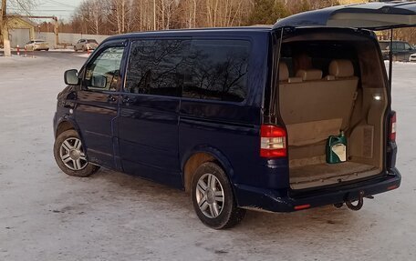 Volkswagen Multivan T5, 2005 год, 1 600 000 рублей, 5 фотография