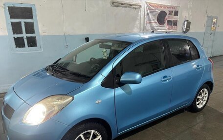 Toyota Vitz, 2005 год, 750 000 рублей, 3 фотография