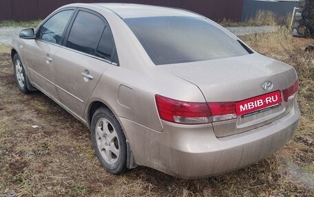 Hyundai Sonata VI, 2005 год, 460 000 рублей, 2 фотография