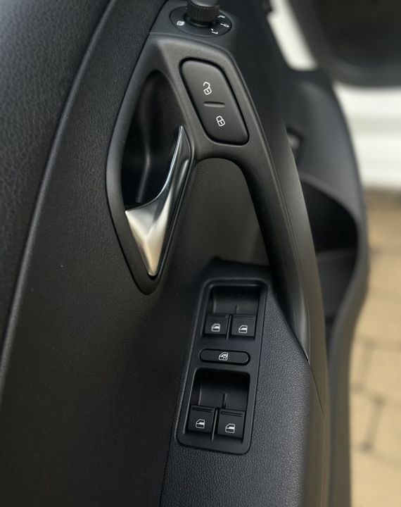 Volkswagen Polo, 2018 год, 1 280 000 рублей, 14 фотография