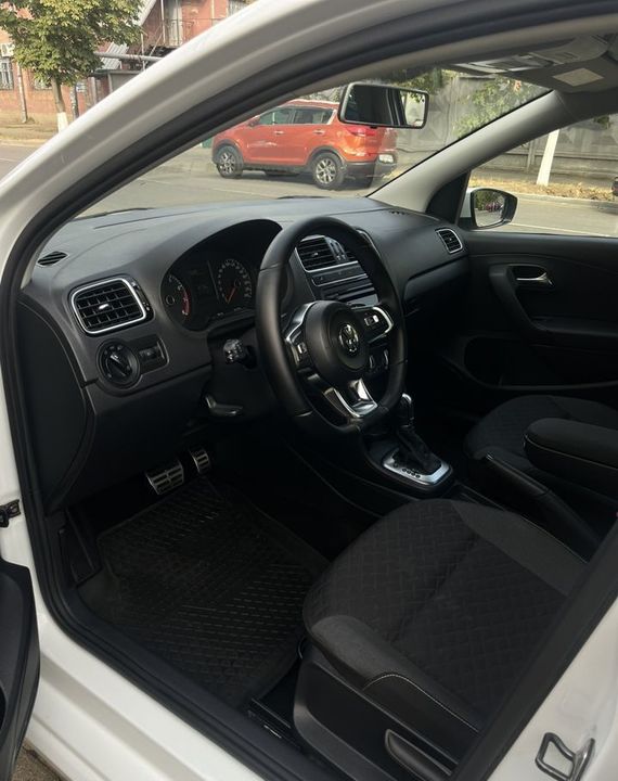 Volkswagen Polo, 2018 год, 1 280 000 рублей, 12 фотография