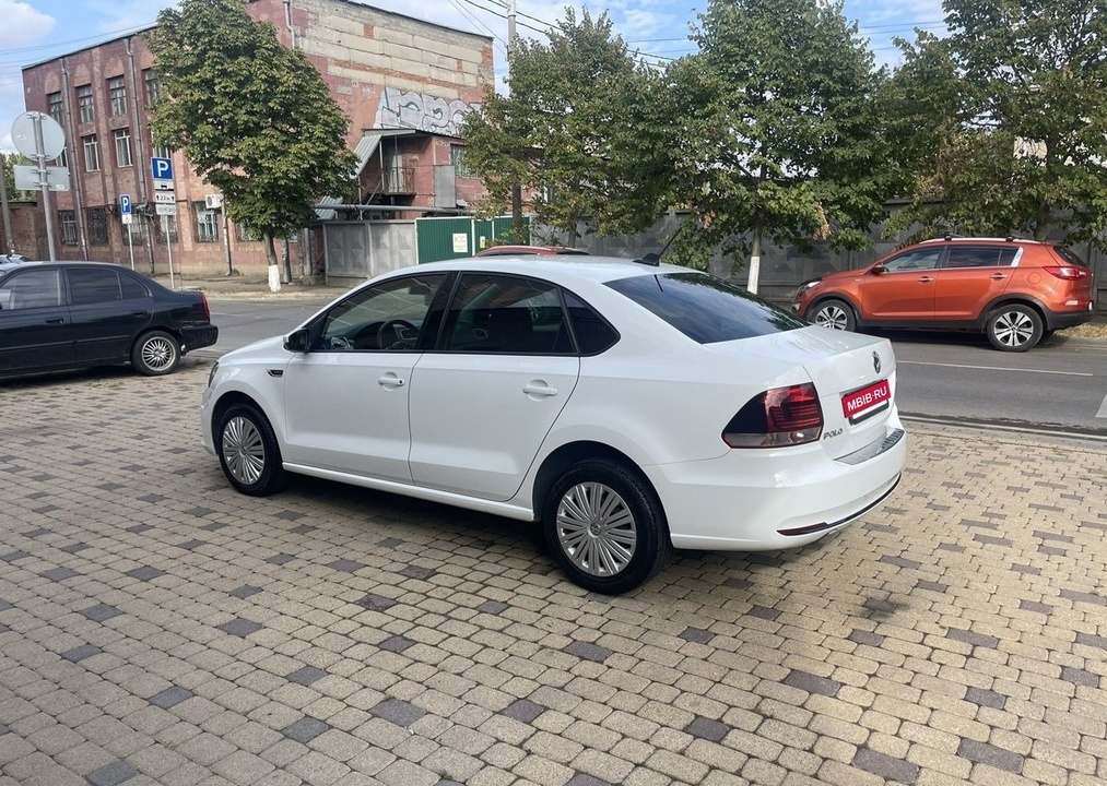 Volkswagen Polo, 2018 год, 1 280 000 рублей, 5 фотография