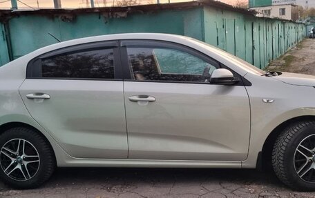 KIA Rio IV, 2018 год, 1 860 000 рублей, 7 фотография