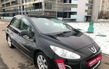 Peugeot 308 II, 2011 год, 888 000 рублей, 2 фотография