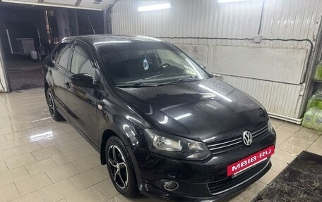 Volkswagen Polo VI (EU Market), 2012 год, 999 000 рублей, 17 фотография