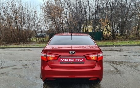 KIA Rio III рестайлинг, 2013 год, 930 000 рублей, 4 фотография