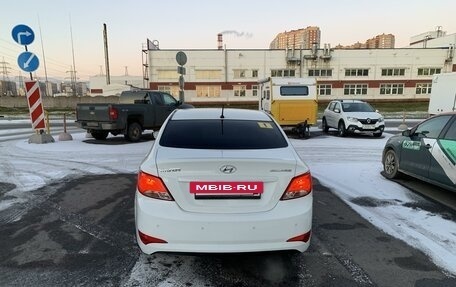 Hyundai Solaris II рестайлинг, 2015 год, 1 200 000 рублей, 5 фотография