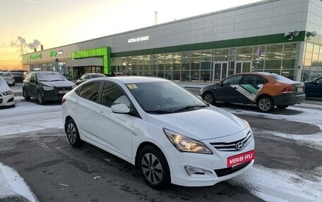 Hyundai Solaris II рестайлинг, 2015 год, 1 200 000 рублей, 3 фотография