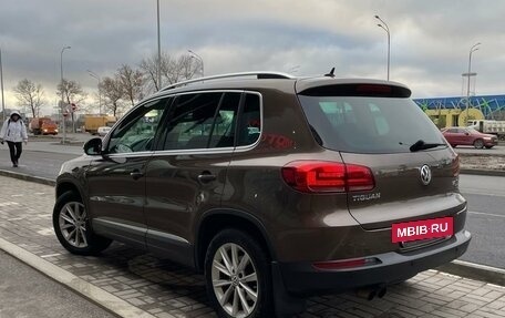 Volkswagen Tiguan I, 2015 год, 1 696 000 рублей, 2 фотография