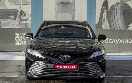 Toyota Camry, 2018 год, 2 599 000 рублей, 3 фотография