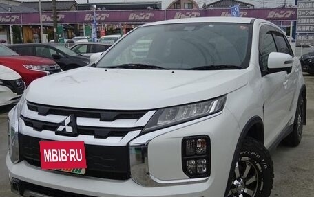 Mitsubishi RVR III рестайлинг, 2021 год, 1 690 000 рублей, 1 фотография