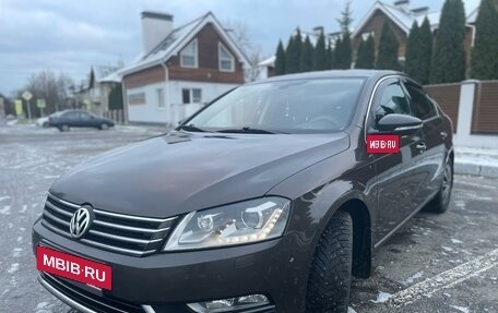 Volkswagen Passat B7, 2012 год, 1 290 000 рублей, 5 фотография