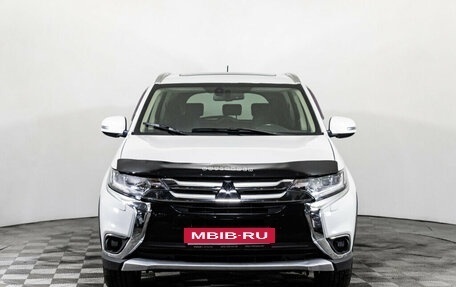 Mitsubishi Outlander III рестайлинг 3, 2016 год, 2 489 000 рублей, 2 фотография