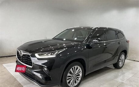 Toyota Highlander, 2022 год, 5 322 000 рублей, 1 фотография