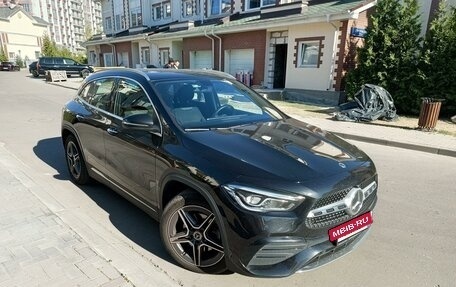 Mercedes-Benz GLA, 2020 год, 3 990 000 рублей, 2 фотография