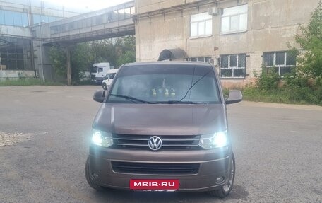 Volkswagen Multivan T5, 2010 год, 2 890 000 рублей, 14 фотография