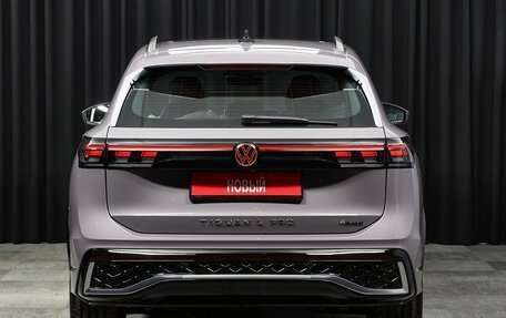 Volkswagen Tiguan II, 2024 год, 6 099 000 рублей, 5 фотография