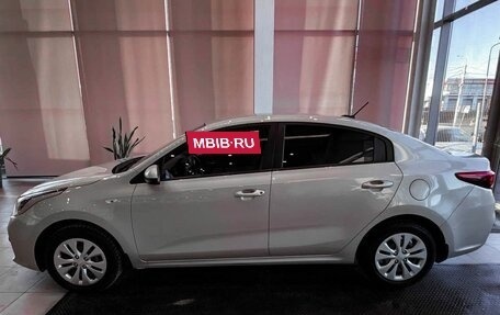 KIA Rio IV, 2018 год, 1 348 900 рублей, 10 фотография