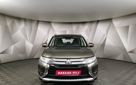 Mitsubishi Outlander III рестайлинг 3, 2017 год, 1 865 000 рублей, 7 фотография