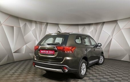 Mitsubishi Outlander III рестайлинг 3, 2017 год, 1 865 000 рублей, 2 фотография