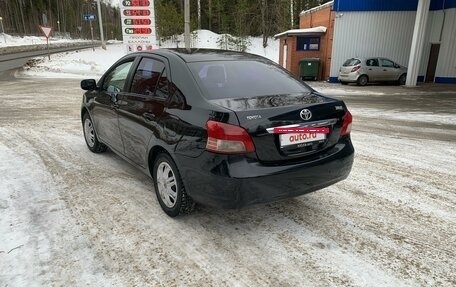 Toyota Yaris III рестайлинг, 2007 год, 645 000 рублей, 5 фотография