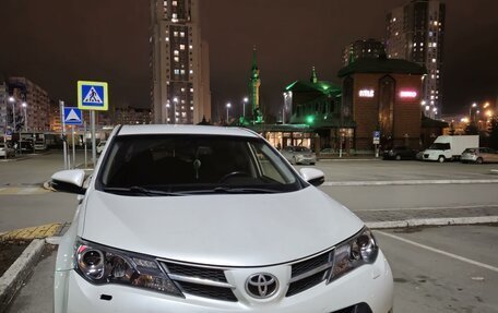 Toyota RAV4, 2013 год, 2 100 000 рублей, 2 фотография