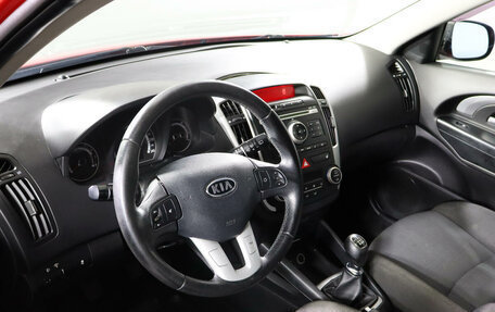 KIA cee'd I рестайлинг, 2011 год, 1 343 000 рублей, 14 фотография