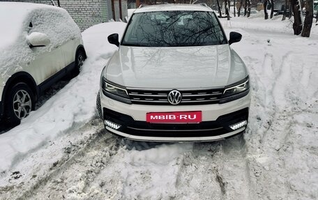 Volkswagen Tiguan II, 2019 год, 3 538 000 рублей, 14 фотография