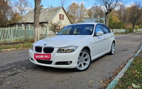 BMW 3 серия, 2011 год, 1 390 000 рублей, 2 фотография