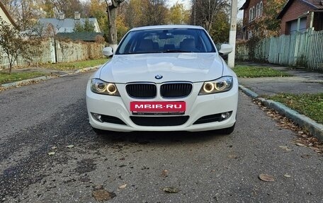 BMW 3 серия, 2011 год, 1 390 000 рублей, 3 фотография