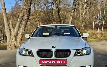 BMW 3 серия, 2011 год, 1 390 000 рублей, 8 фотография